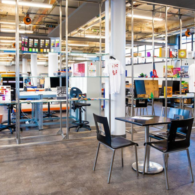 Image shows the Makerspace at Hull Central Library. 