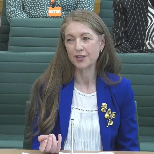 Isobel Hunter gives evidence to Education Committee on reading for pleasure