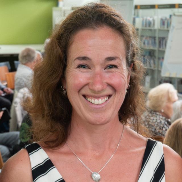 Portrait photo of Rachel Payne